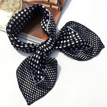 Load image into Gallery viewer, Silk Printed Scarf