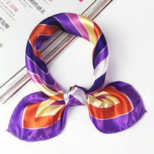 Load image into Gallery viewer, Silk Printed Scarf